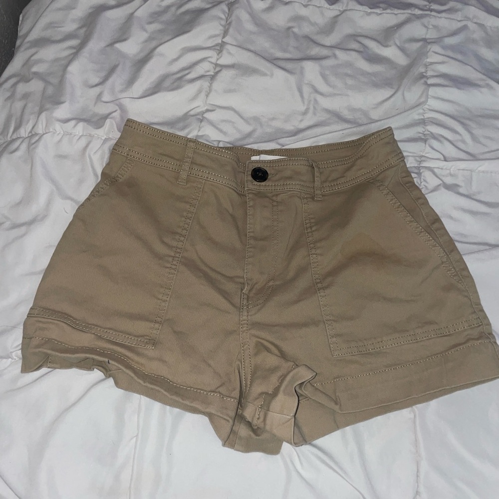 H&M High Waist Tan Women's Shorts